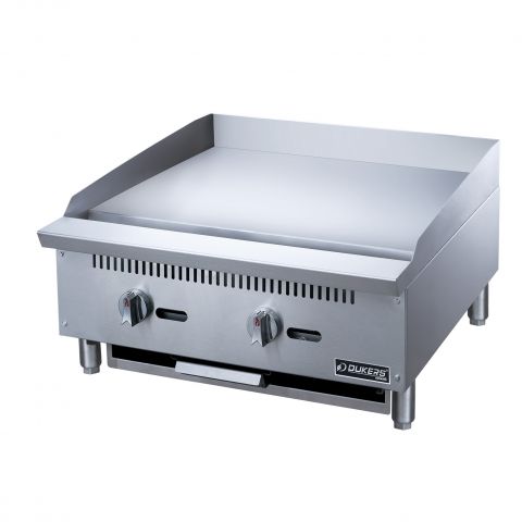 24 in. W Griddle with 2 Burners - Dukers DCGMA24 